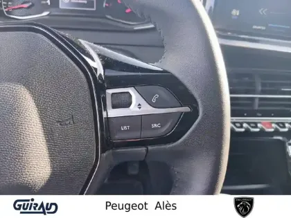 Photo 16 Peugeot 208  PureTech 75 S&S BVM5