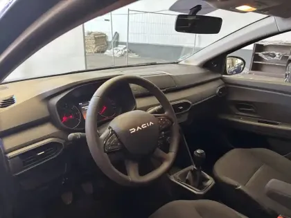 Photo 23 Dacia Sandero  SCe 65