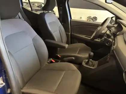 Photo 13 Dacia Sandero  SCe 65