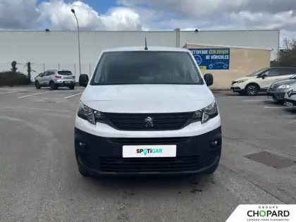 Photo 31 Peugeot Partner  FOURGON STANDARD 650 KG BLUEHDI 100 S&S BVM6