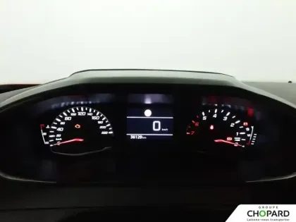 Photo 16 Peugeot 2008  PureTech 100 S&S BVM6