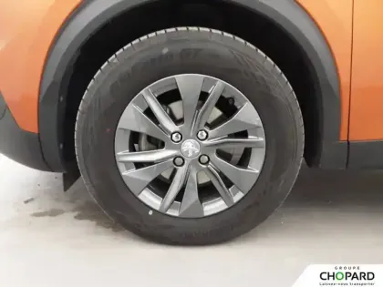 Photo 11 Peugeot 2008  PureTech 100 S&S BVM6