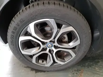 Photo 13 Renault Captur  E-Tech Plug-in 160