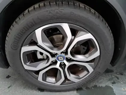 Photo 15 Renault Captur  E-Tech Plug-in 160