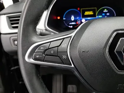 Photo 42 Renault Captur  E-Tech Plug-in 160