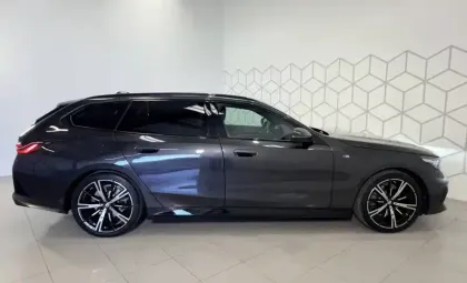 Photo 30 BMW Serie 5 Touring 520d xDrive 197 ch BVA8