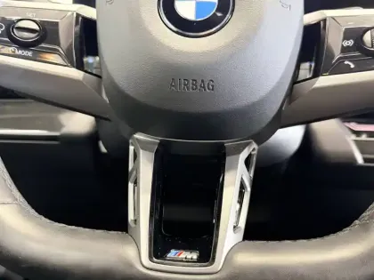 Photo 43 BMW Serie 5 Touring 520d xDrive 197 ch BVA8