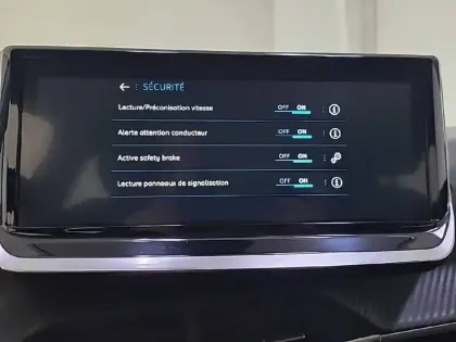 Photo 23 Peugeot 208  PureTech 100 S&S BVM6