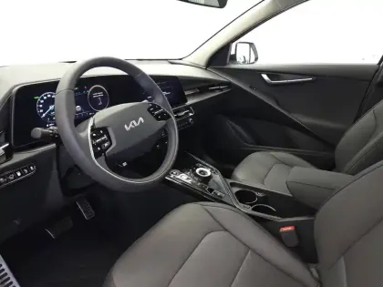 Photo 8 Kia Niro  1.6 GDi 171 ch PHEV DCT6