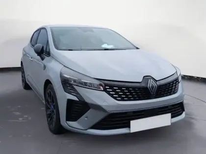 Photo 6 Renault Clio  E-Tech full hybrid 145 ch GSR2