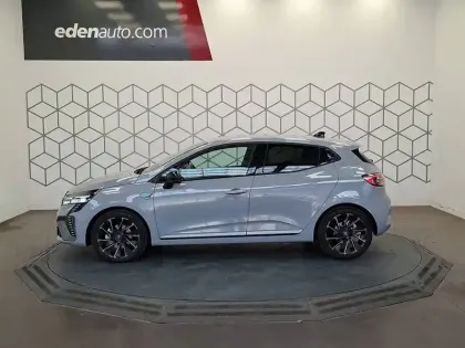 Photo 27 Renault Clio  E-Tech full hybrid 145 ch GSR2