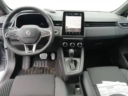 Photo 10 Renault Clio  E-Tech full hybrid 145 ch GSR2