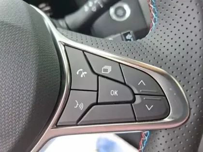 Photo 22 Renault Clio  E-Tech full hybrid 145 ch GSR2