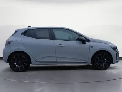 Photo 5 Renault Clio  E-Tech full hybrid 145 ch GSR2