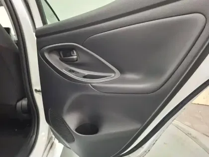 Photo 19 Toyota Yaris  Hybride 116h