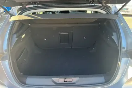 Photo 8 Peugeot 308  BlueHDi 130ch S&S EAT8