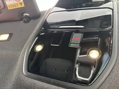 Photo 44 Renault Espace  E-Tech full hybrid 200 GSR2