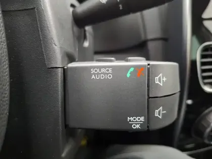 Photo 45 Renault Clio  dCi 90 E6C