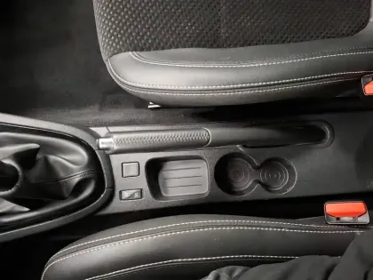 Photo 39 Renault Clio  dCi 90 E6C