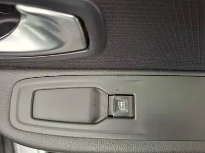 Photo 18 Renault Clio  dCi 90 E6C