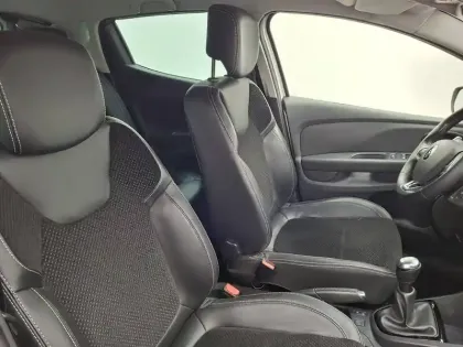 Photo 15 Renault Clio  dCi 90 E6C