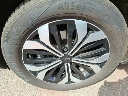 Photo 12 Renault Austral  E-Tech hybrid 200