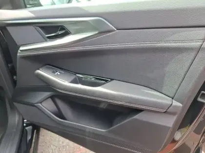 Photo 18 Renault Austral  E-Tech hybrid 200