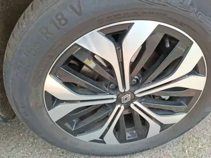 Photo 15 Renault Austral  E-Tech hybrid 200