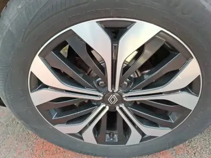 Photo 14 Renault Austral  E-Tech hybrid 200