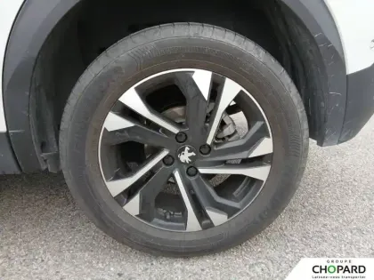 Photo 11 Peugeot 2008  PureTech 130 S&S EAT8