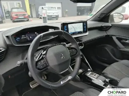 Photo 9 Peugeot 2008  PureTech 130 S&S EAT8