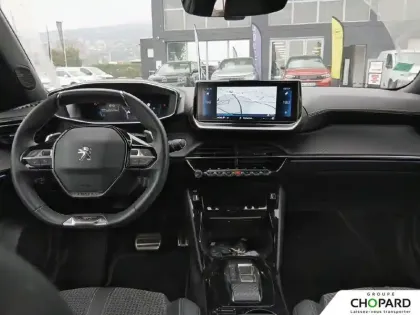 Photo 14 Peugeot 2008  PureTech 130 S&S EAT8