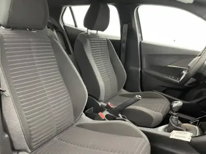 Photo 26 Peugeot 2008  PureTech 100 S&S BVM6