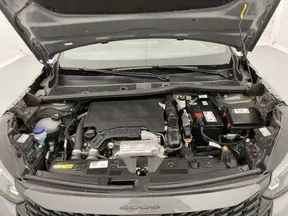 Photo 20 Peugeot 2008  PureTech 100 S&S BVM6