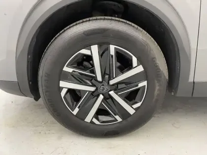 Photo 16 Peugeot 2008  PureTech 100 S&S BVM6