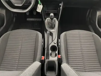 Photo 24 Peugeot 2008  PureTech 100 S&S BVM6