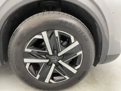 Photo 17 Peugeot 2008  PureTech 100 S&S BVM6