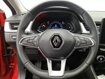 Photo 32 Renault Captur  mild hybrid 140