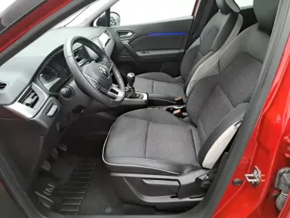 Photo 26 Renault Captur  mild hybrid 140