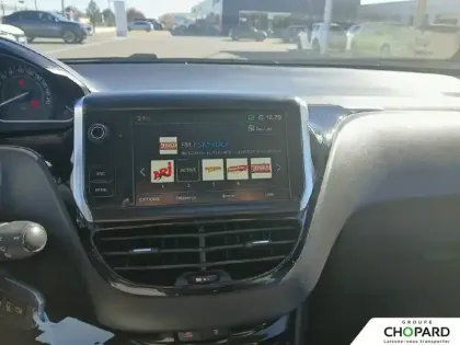 Photo 13 Peugeot 208  BlueHDi 100ch S&S BVM5