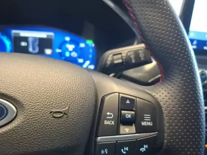 Photo 18 Ford Kuga  2.5 Duratec 190 ch FlexiFuel FHEV E85 Powershift