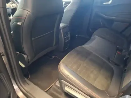 Photo 34 Ford Kuga  2.5 Duratec 190 ch FlexiFuel FHEV E85 Powershift