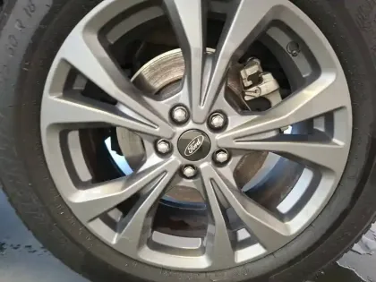 Photo 15 Ford Kuga  2.5 Duratec 190 ch FlexiFuel FHEV E85 Powershift