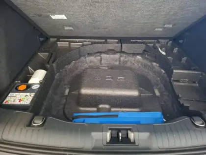 Photo 11 Ford Kuga  2.5 Duratec 190 ch FlexiFuel FHEV E85 Powershift