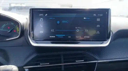 Photo 16 Peugeot 2008  Hybrid 110 e-DCS6