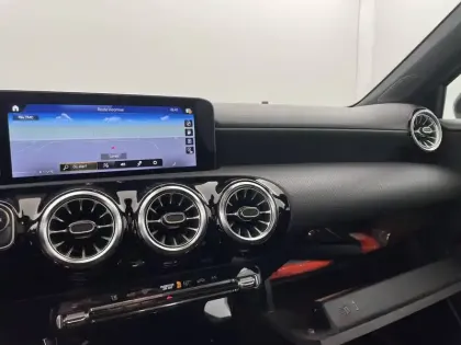 Photo 57 Mercedes Classe A  200 d 8G-DCT