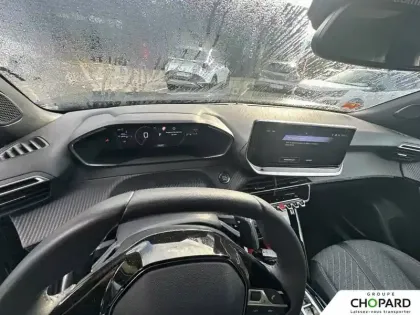 Photo 11 Peugeot 2008  Hybrid 145 e-DCS6