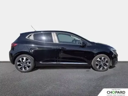 Photo 8 Renault Clio  E-Tech full hybrid 145