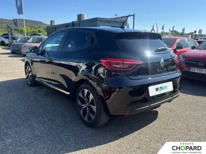 Photo 28 Renault Clio  E-Tech full hybrid 145