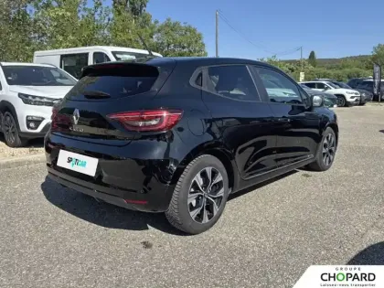 Photo 24 Renault Clio  E-Tech full hybrid 145